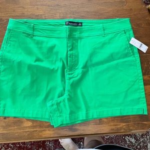 New York & Co shorts 4 in